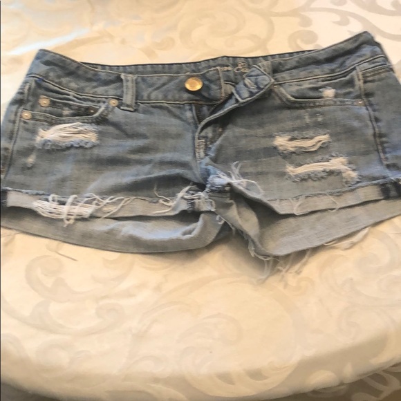 American Eagle Outfitters Pants - American Eagle Shorts🌟